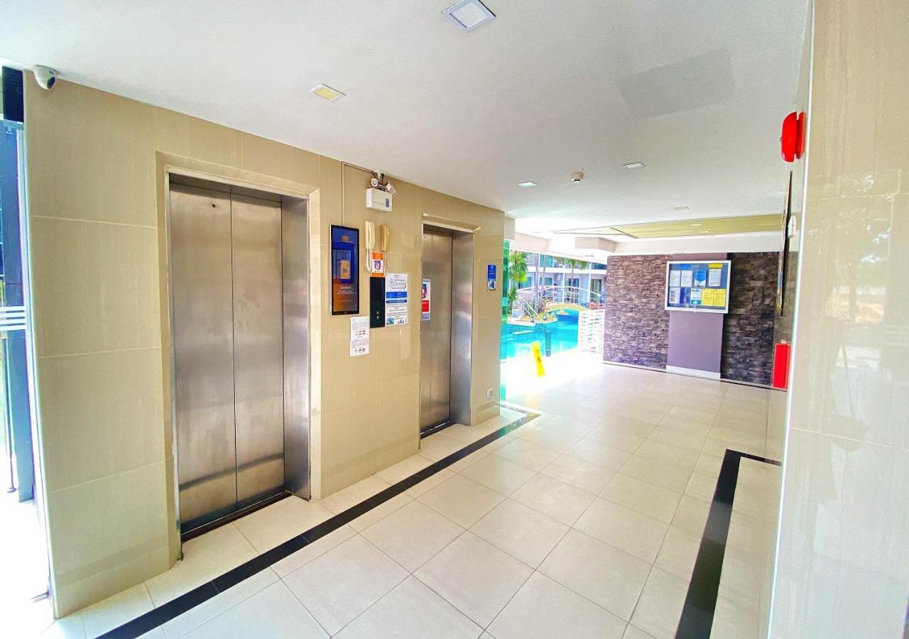 Laguna Beach Resort 1 Condominium Pantai Jomtien Bagian luar foto
