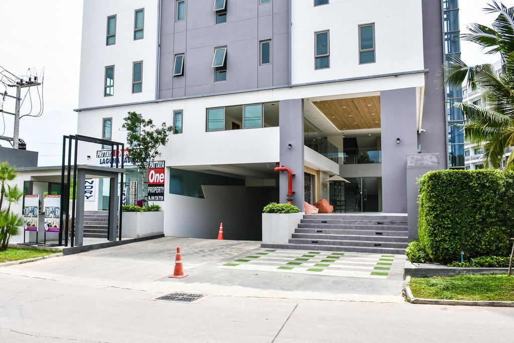 Laguna Beach Resort 1 Condominium Pantai Jomtien Bagian luar foto